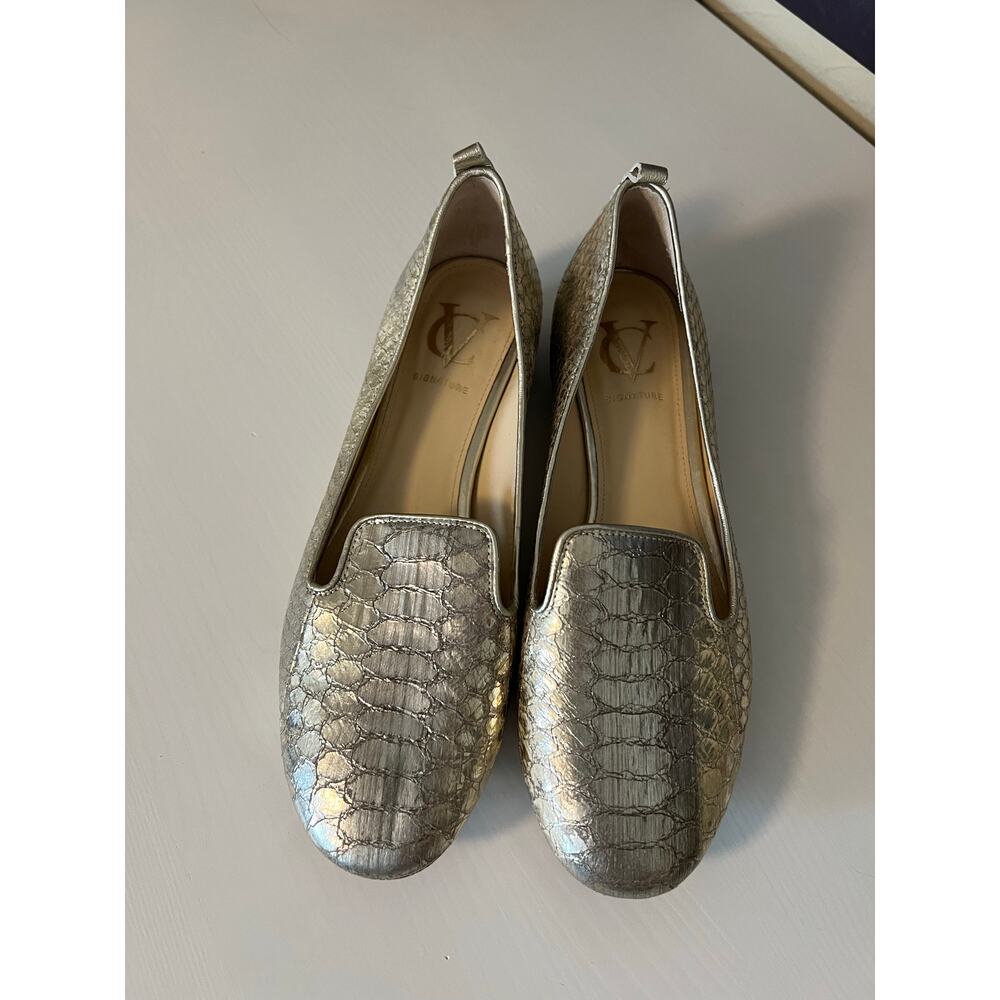 VC Signature Vero Cuoio Gold Snake Embossed Loafers Size 6.5